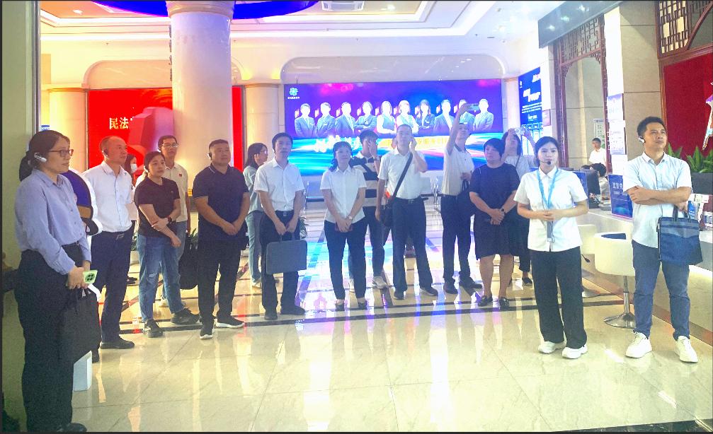 观摩学习拓思路 交流互鉴促提升